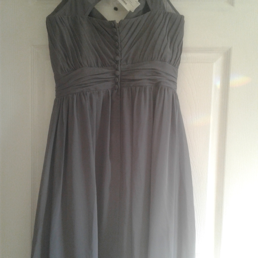 Stunning floor length dress in soft flowy chiffon